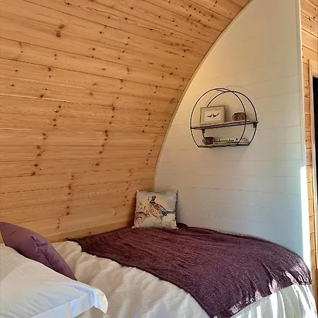 Chalet Mingle Dale *